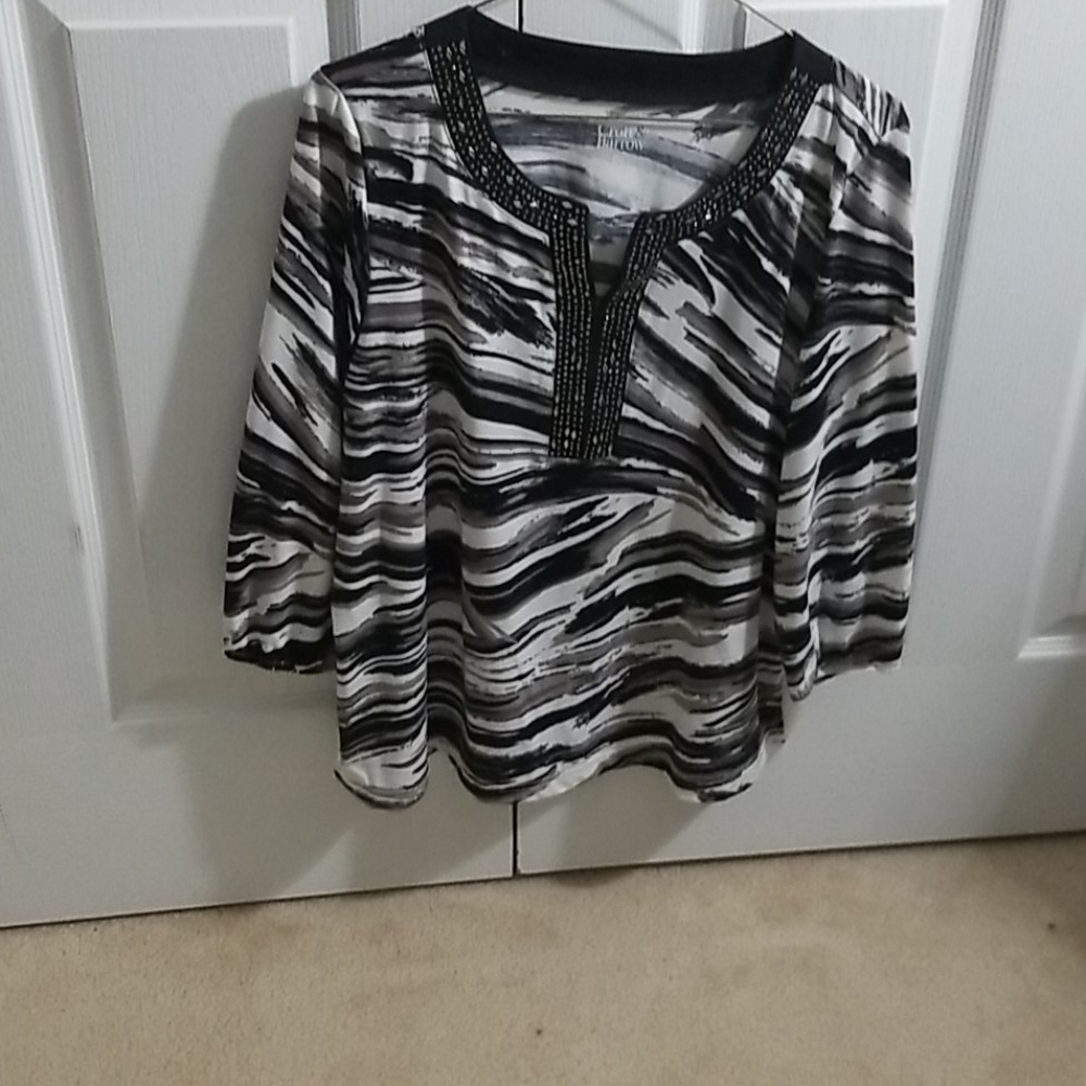 Croft & Barrow sparkle top